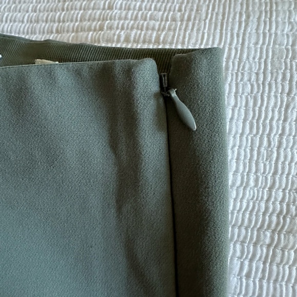 NWOT Vince Side Zip, High Waist Crop Legging with Straight Leg - SZ S - Picture 3 of 7